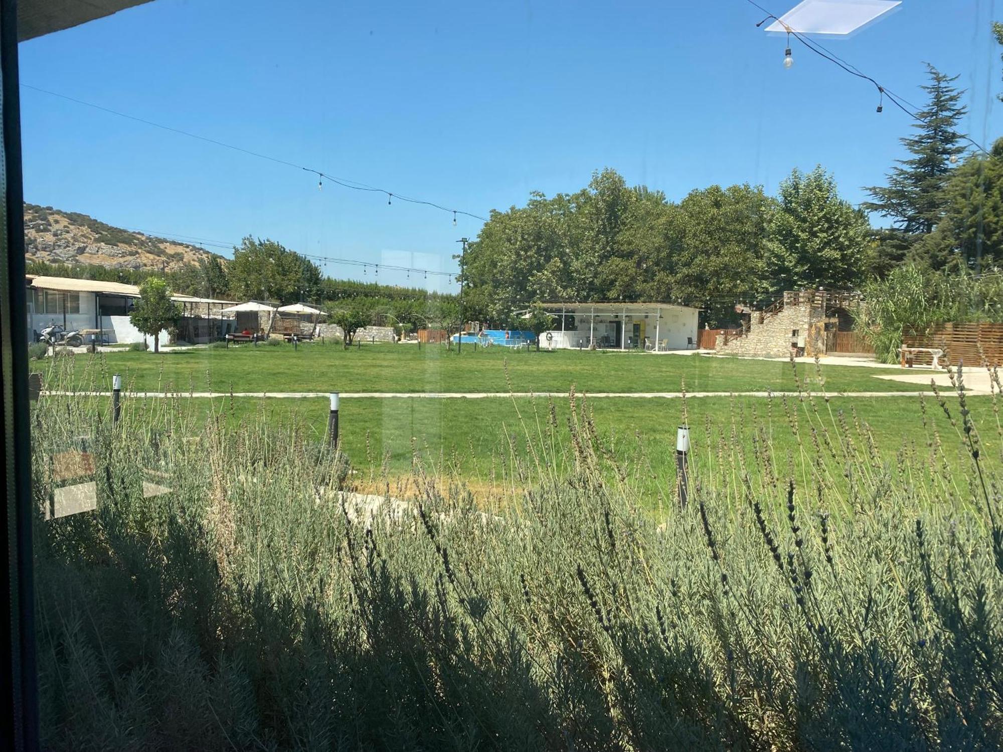 セルチュクErdem Ciftligi/ Ephesus Arenaアパートメント エクステリア 写真